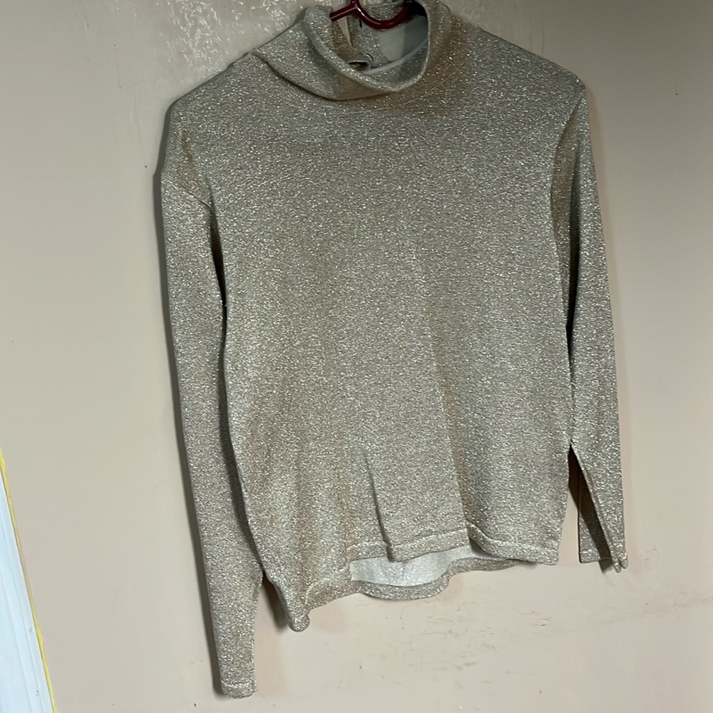 🍾Talbots top perfect for  parties